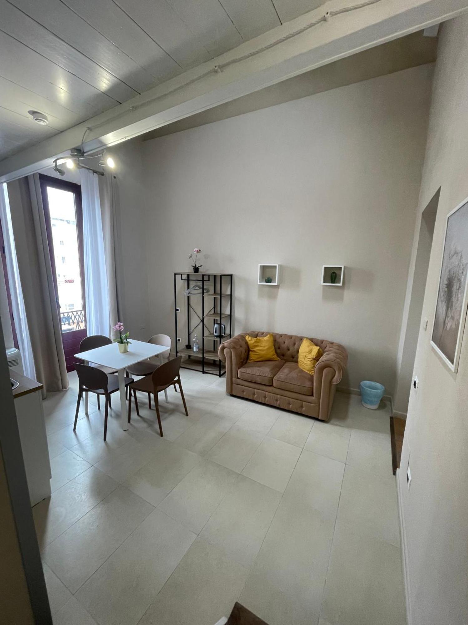 Appartamento Suite Sardinia Holiday Cagliari Buitenkant foto